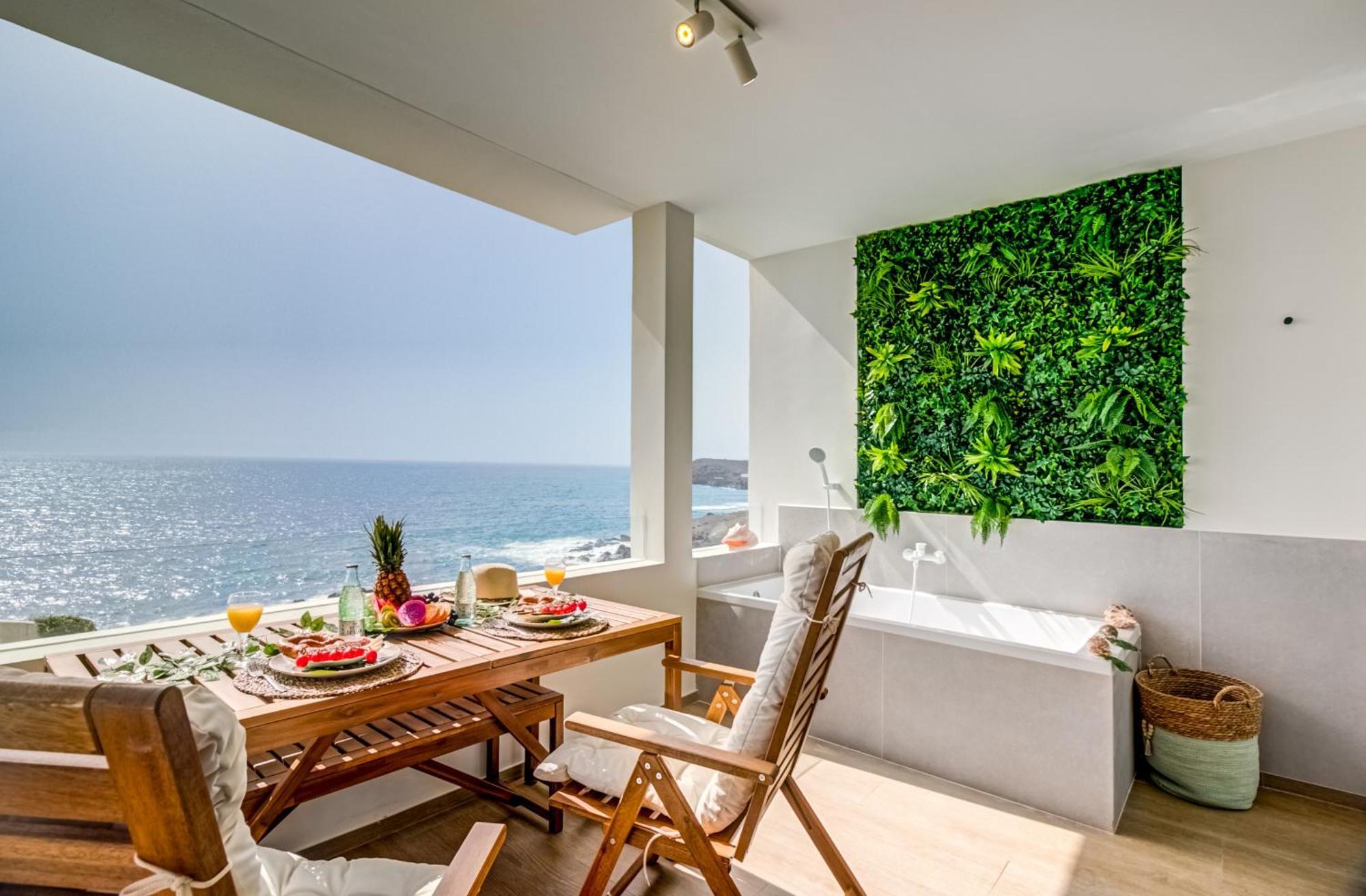 Beautiful Sea View Apartment Callao Salvaje Luaran gambar